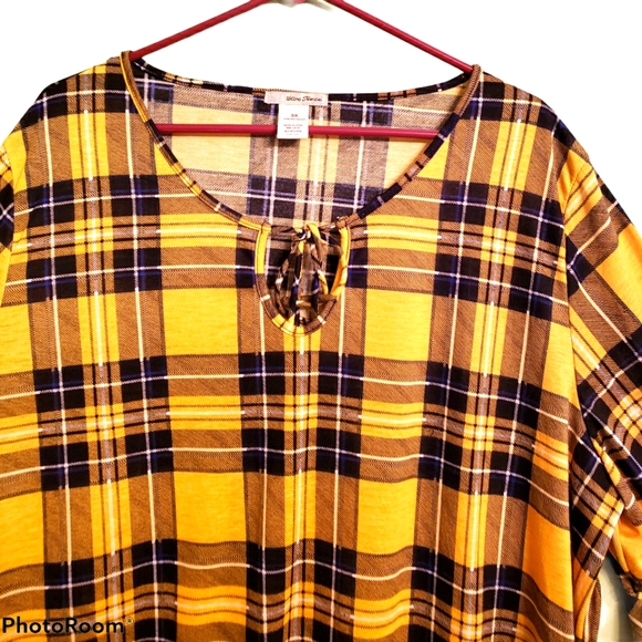 Uetra Teeze women's plus size 3X yellow/black keyhole neckline blouse. 631 - Picture 2 of 4